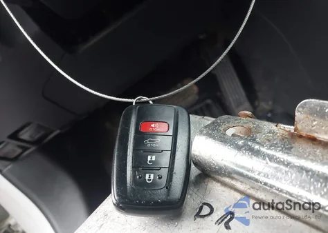 2019 Toyota Rav4 Xle z USA, uszkodzony, nr VIN 2T3W1RFV8KW038251